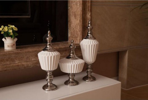 现代欧式摆件创意礼品陶瓷工艺品三件套镀银百褶将军罐